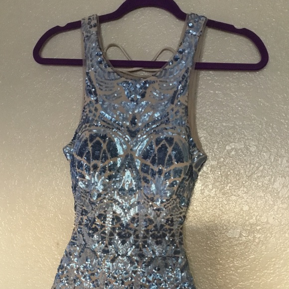 Camille la vie blue sequin formal maxi dress Sz 4 - Picture 2 of 6